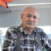  ,   Vadim, 75 ,   