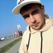  ,  Vlad, 35