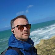  ,  Serj, 42