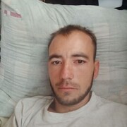  ,  Artem, 28