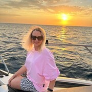  ,   Julia, 39 ,     , c 