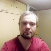  ,  denis, 38