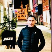  ,   Antony, 42 ,  