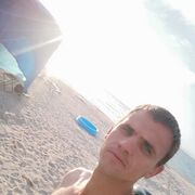  ,   Alexander, 32 ,   ,   