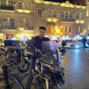  ,  Elvin, 22