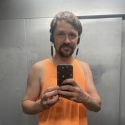  ,   Stas, 39 ,   ,   
