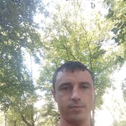  ,   Denis, 35 ,   