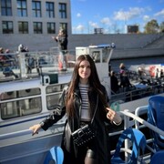  ,  Viktoriia, 25
