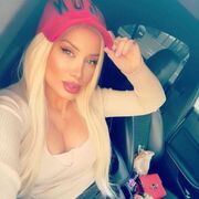  ,   Lena, 37 ,   ,   