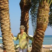  ,   Simona, 59 ,   