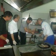  ,   Victor, 48 ,     , c 