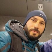  ,  Sergio, 35