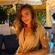  Palais-Bourbon,   Hellen, 30 ,   ,   