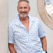  ,   Michael Kahn, 62 ,     , c 