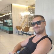   ,   Ilya, 45 ,  