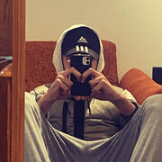  ,   Denis, 25 ,   ,   