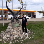  ,   Armen, 37 ,   ,   
