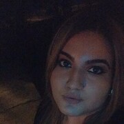  ,  Lia, 27