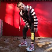 ���������� ����, ���� ����� ˸��, 24 ����, ������������ ��� ������, ����� � ���������, ���������