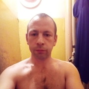   ,   Alexander, 42 ,  