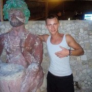  ,   Alex, 25 ,   ,   , c , 