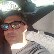  ,  Levan, 40