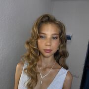  , 