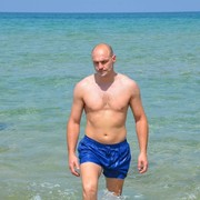  ,  Anton, 45