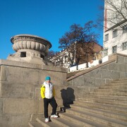  ,   Orest, 42 ,   ,   , c 