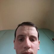 ,  Artur, 28