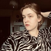  ,  Alina, 27