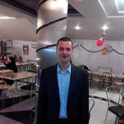  ,   Valentin, 46 ,  