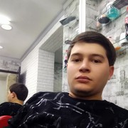  ,   Aziz, 33 ,   ,   , c 