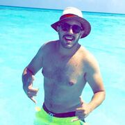  ,  Omar, 28