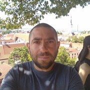  ,  Alex, 44