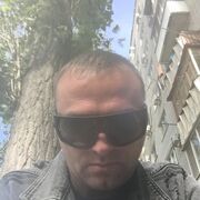  ,   Viktor, 39 ,   ,   , c , 