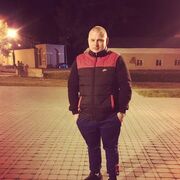  ,  Sasha, 30