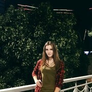  , 