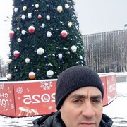  ,  Oreste, 43