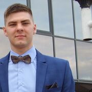 ,  Maksim, 25