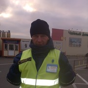  ,   Denis, 39 ,   