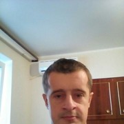  ,   Yan, 44 ,   