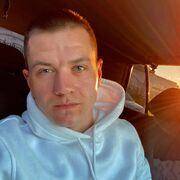   ,  Nikita, 30