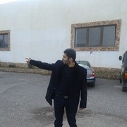  ,  Paruyr, 32