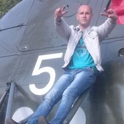  ,   Denis, 39 ,   ,   , c 