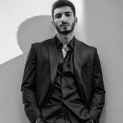  ,  Hrach, 24