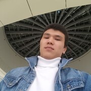  ,  Ali, 24