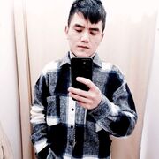  ,  Shoxrux, 25