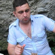  ,   Artur, 44 ,   
