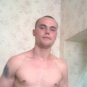  ,  Renat, 33